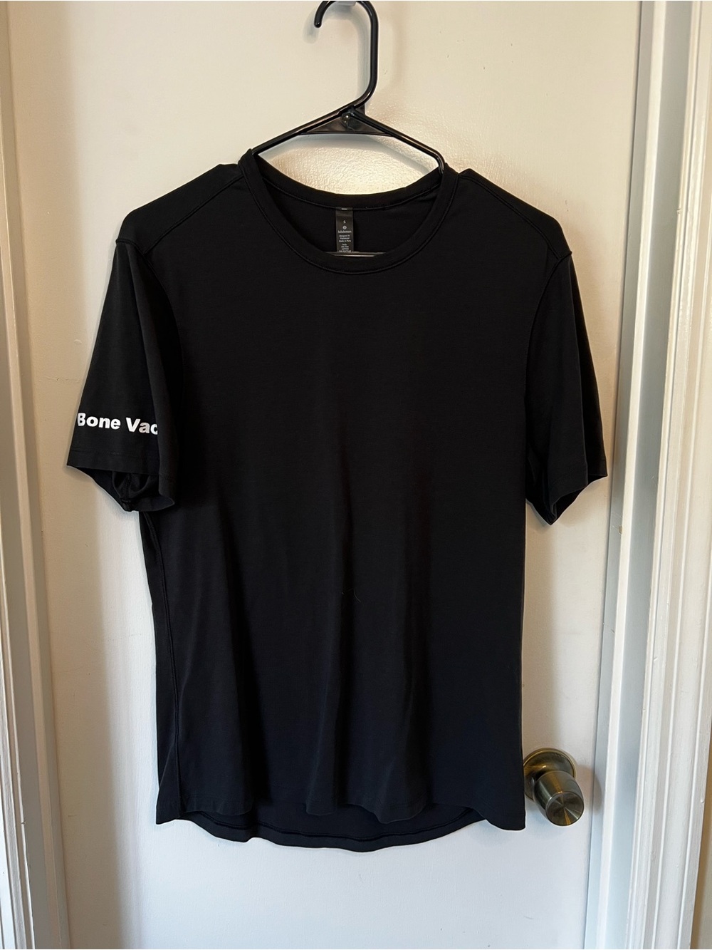 lululemon athletica Men's Black Short Sleeve Crew Tee